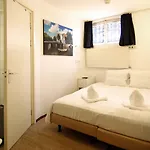 Weber 117 Hotel 2*