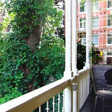 Отель Weber 117 2*