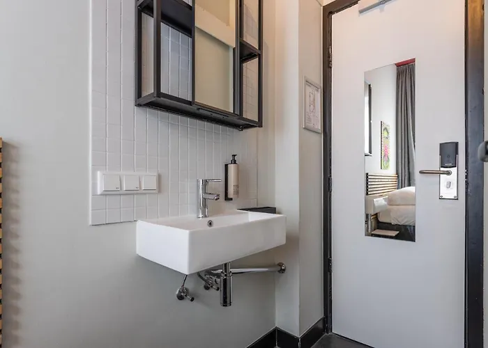 Hotel Weber Hotel 117 2*