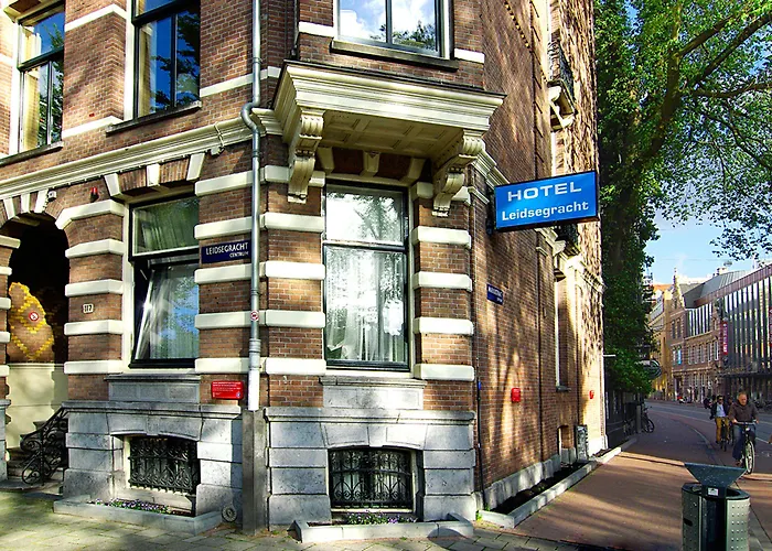 Weber Hotel 117 2* Amsterdam