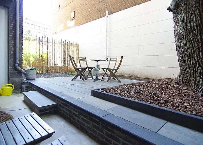 Weber Hotel 117 Hotel 2*