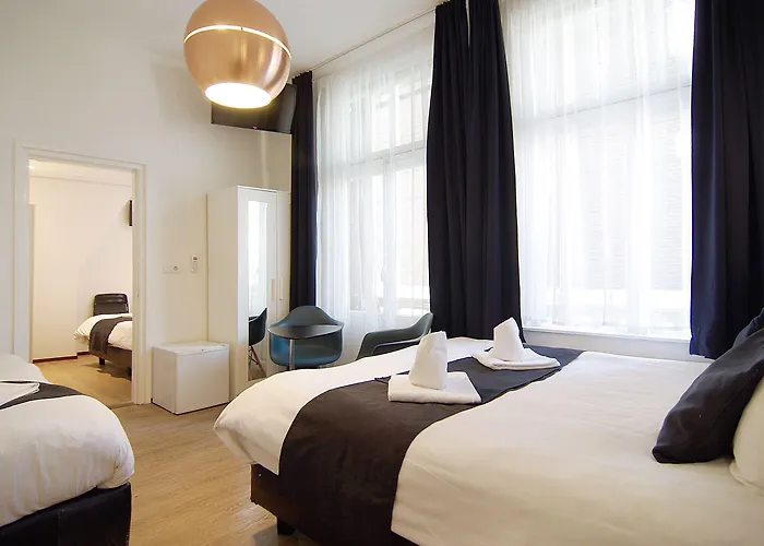 Hotel Weber Hotel 117 2*