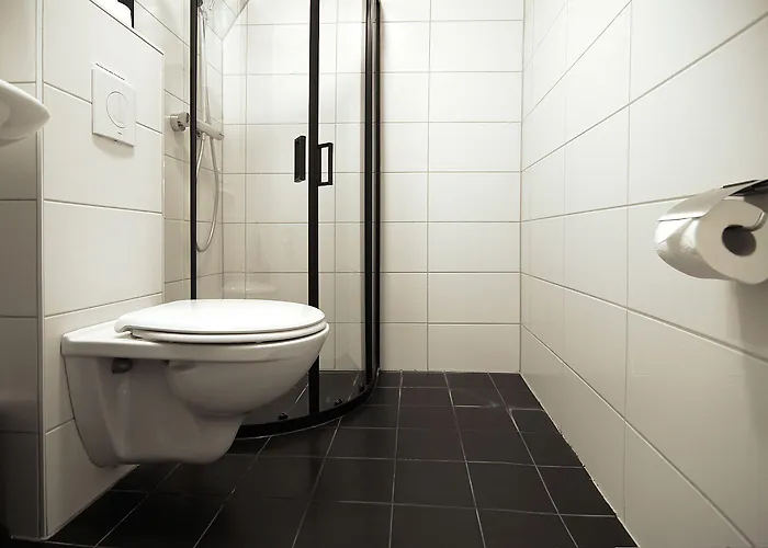 Weber Hotel 117 Hotel 2*