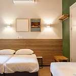 Weber 117 Hotel 2*