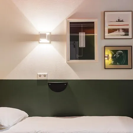 Weber 117 阿姆斯特丹